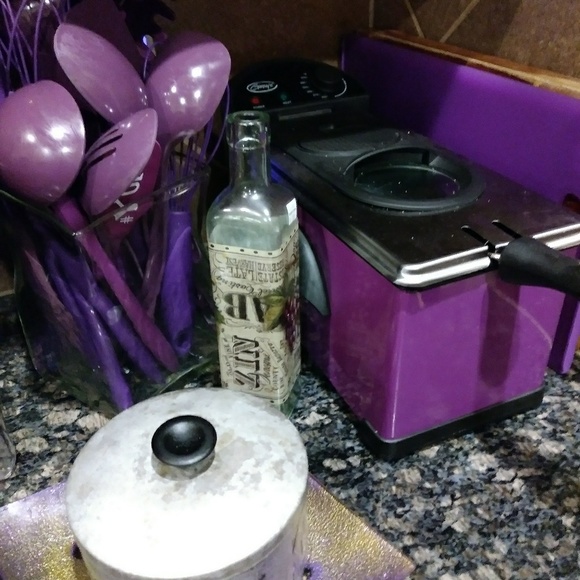 Meet your Posher, The Purple Penny Pincher - Picture 6 of 8